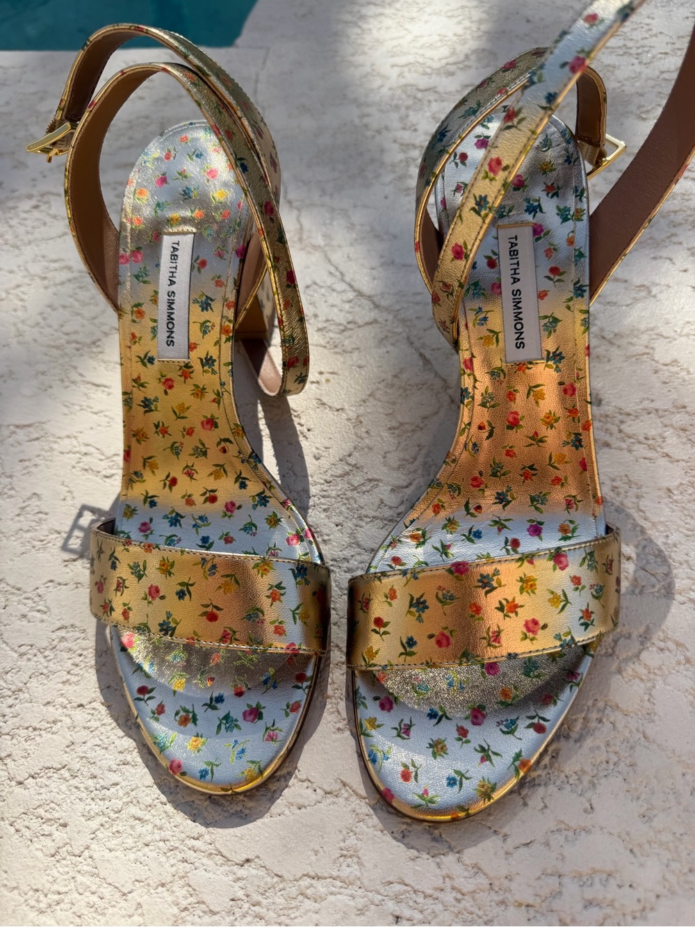 Never Worn* Tabitha Simmons Metallic Gold Floral Strap Heels size 39.5